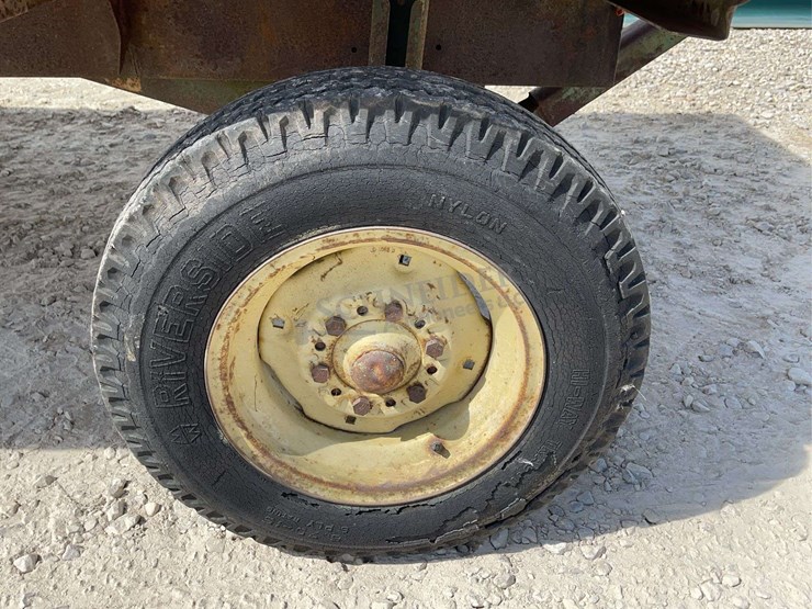 john-deere-1064-image-21
