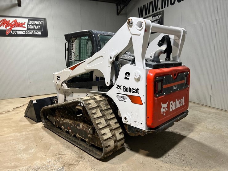 2022-bobcat-t870-image-3