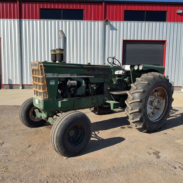 OLIVER 1900A
