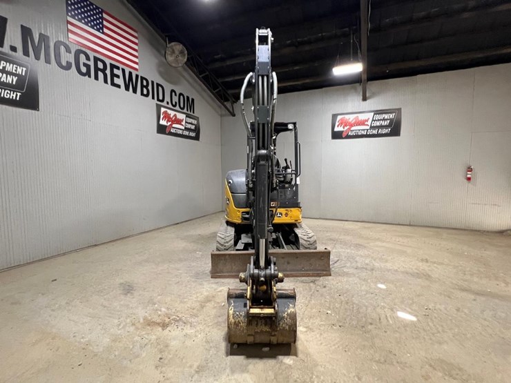 2022-deere-35g-image-8