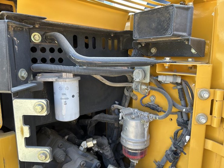 deere-75g-image-50