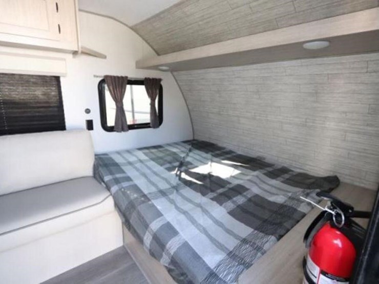 unused-2024-catalina-164bhx-travel-trailer-5zt2cae-image-7