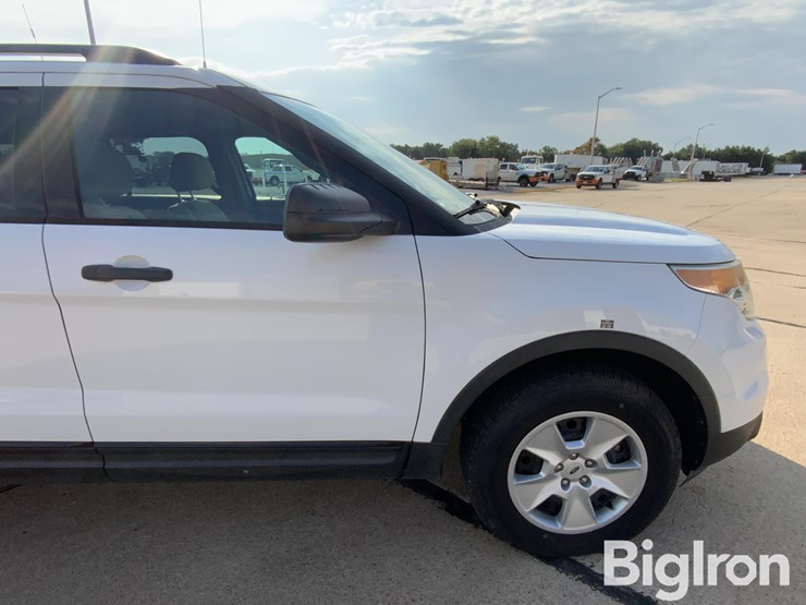 2013-ford-explorer-image-20