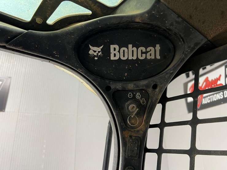 2017-bobcat-t550-image-26