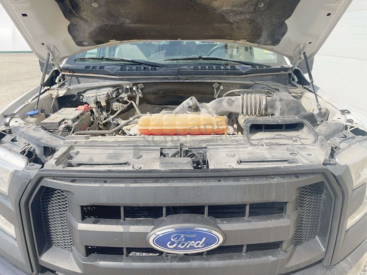 2017-ford-f150-image-27