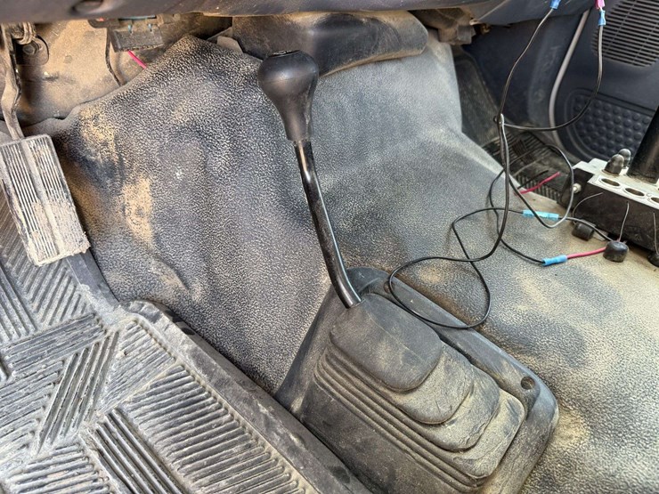 2000-ford-f350-image-33