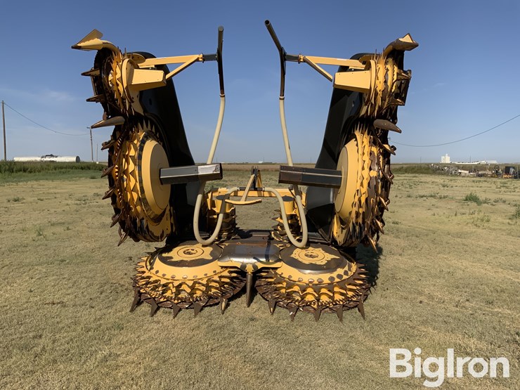 2016-new-holland-750bfia-image-2