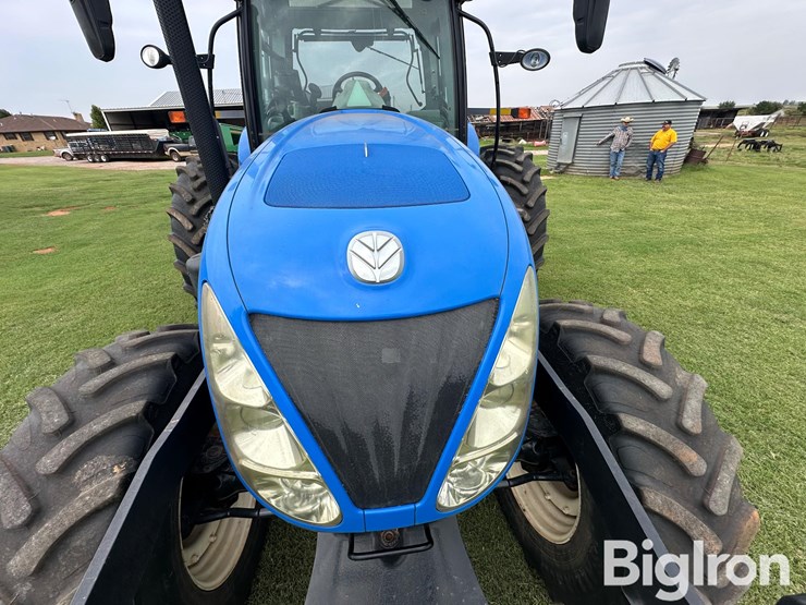 2014-new-holland-t7.250-image-17