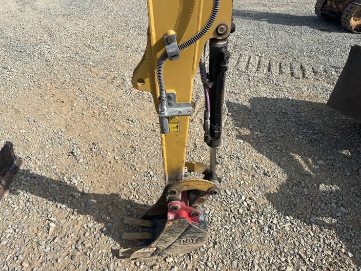 caterpillar-301.7-image-18