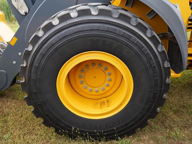 2024-deere-544-image-32