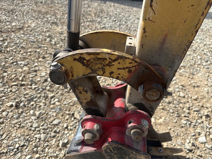 caterpillar-301.7-image-21