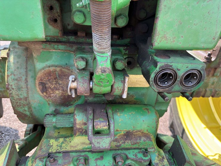 john-deere-2510-image-21