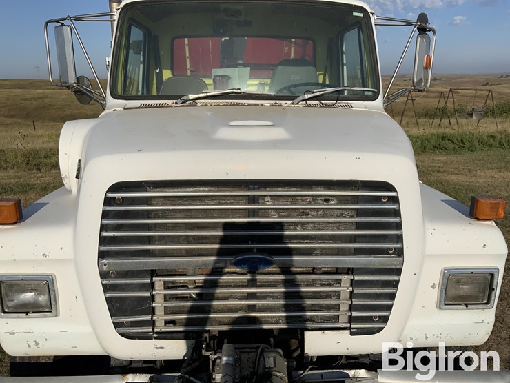 1993-ford-ln8000-image-11