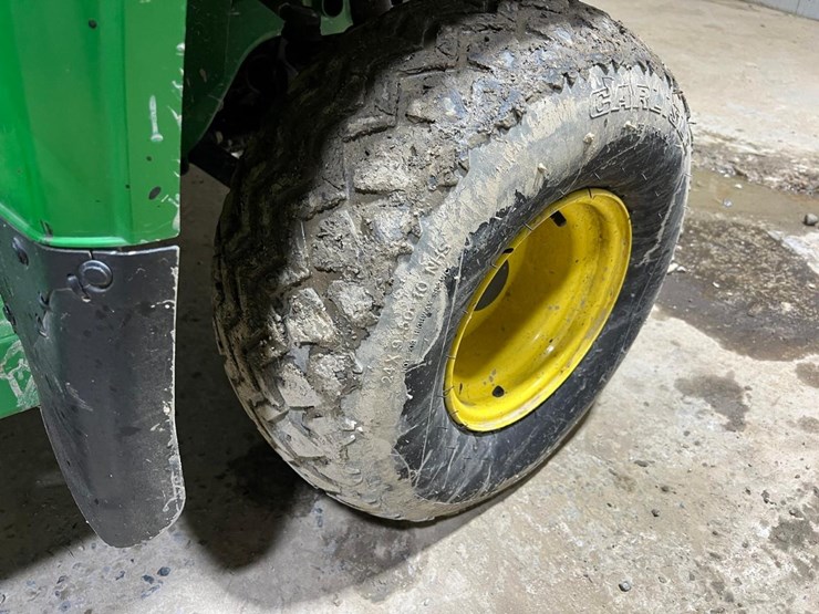 john-deere-gator-image-13
