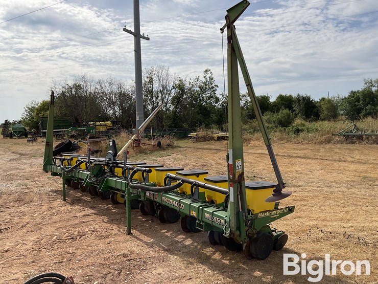 john-deere-1710-image-1