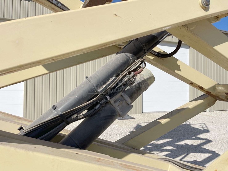 jlg-2646es-image-32