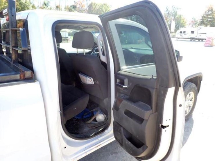 2016-gmc-sierra-1500-image-47