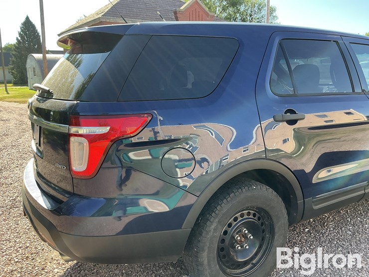 2011-ford-explorer-image-18