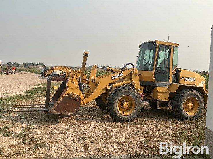 2000-deere-344h-image-8