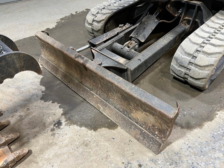 2020-bobcat-e42-image-13