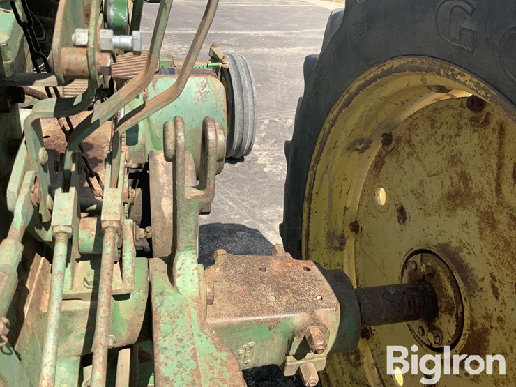 1959-john-deere-630-image-14