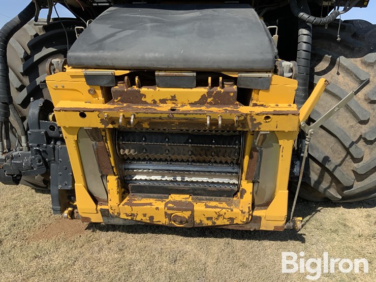 2016-new-holland-fr850-image-16