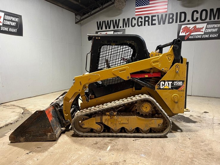 2016-caterpillar-259d-image-3