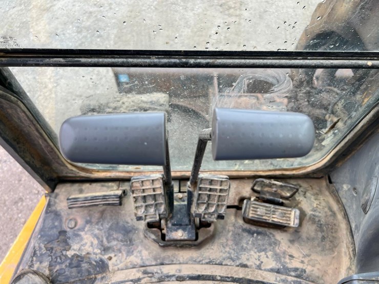 deere-85g-image-37