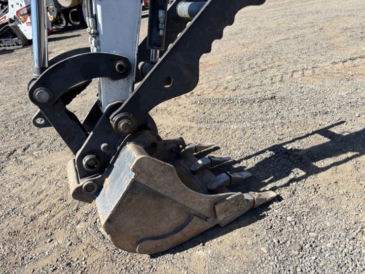 2022-bobcat-e35i-image-15