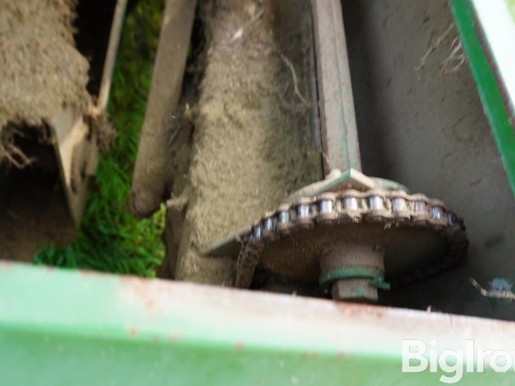 1980-john-deere-336-image-13