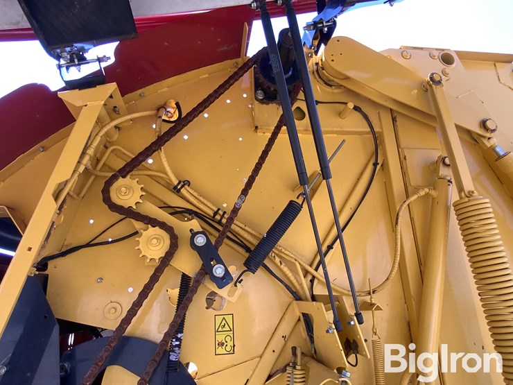 2022-new-holland-roll-belt-560-image-13