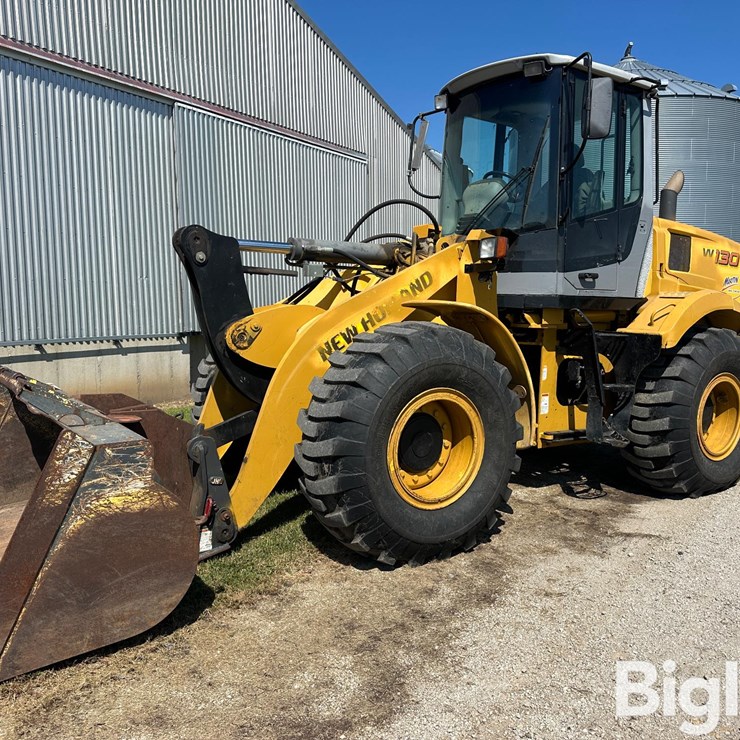2003 NEW HOLLAND W130