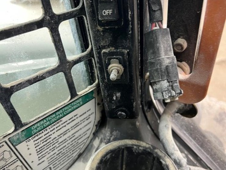 2022-bobcat-t870-image-59