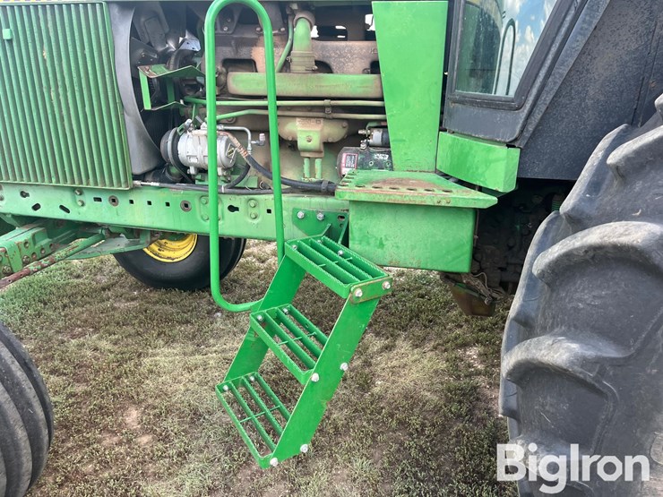 1983-john-deere-4450-image-13