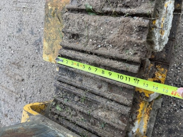 #1415-•-gomaco-gt3600-curb-machine-image-49