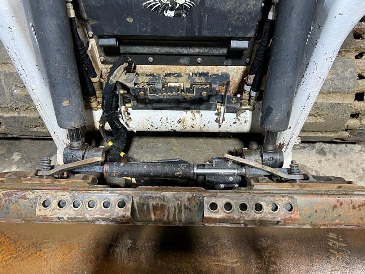 2023-bobcat-t86-image-10