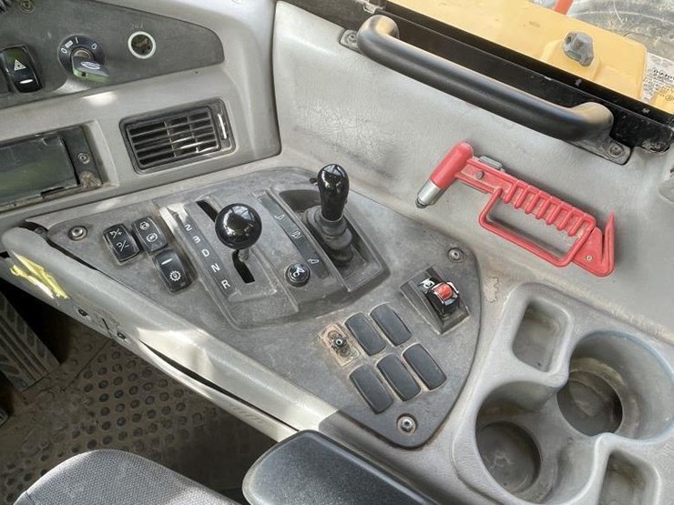 2020-volvo-a45g-image-28