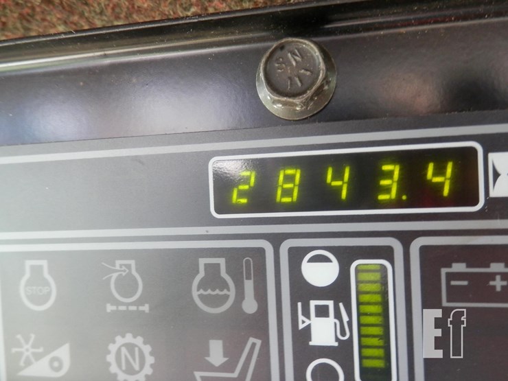 new-holland-2450-image-18
