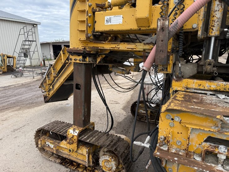 #1415-•-gomaco-gt3600-curb-machine-image-28