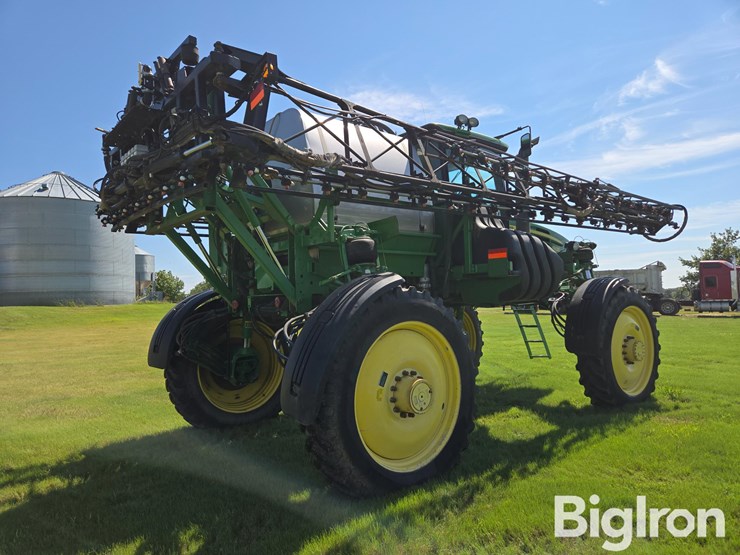 2011-john-deere-4830-image-5
