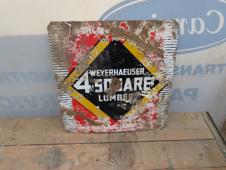 weyerhaeuser-4-square-lumber-porcelain-sign-image-3