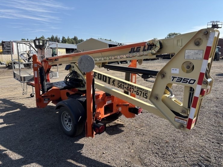 2023-jlg-t350-image-5