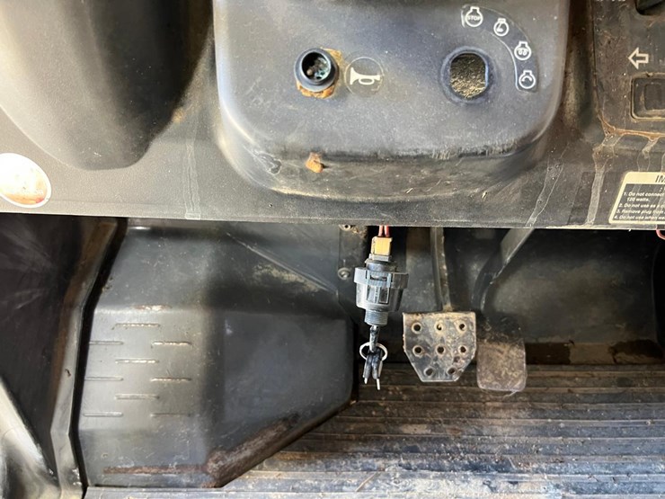 kubota-rtv900-image-24