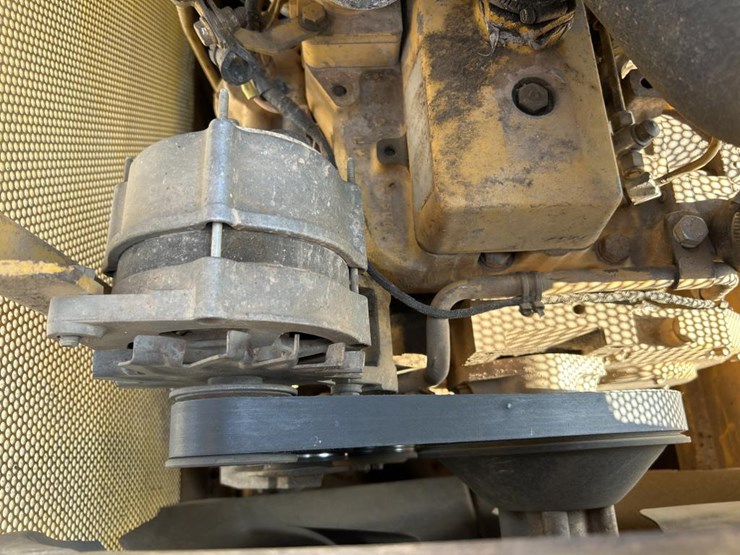 2003-deere-450h-image-28