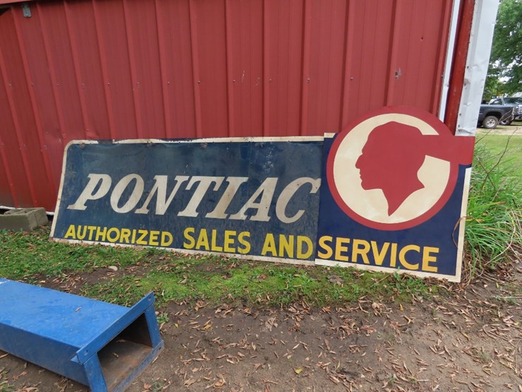 large-pontiac-sign-image-1