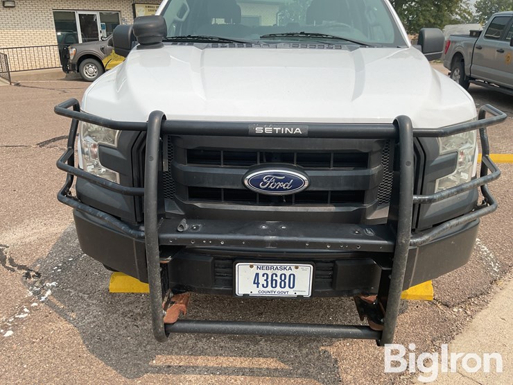 2016-ford-f150-xl-image-9