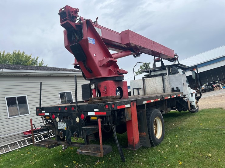 international-durastar-4300-image-4