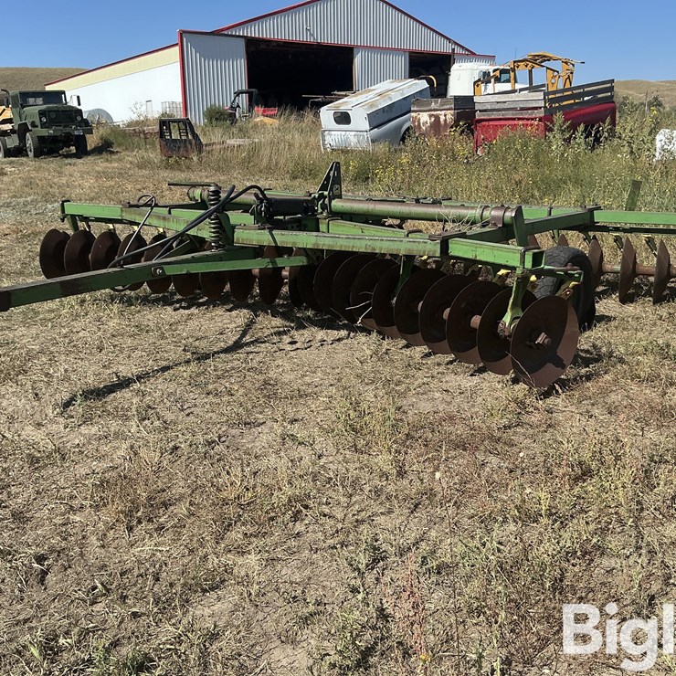 JOHN DEERE H1110