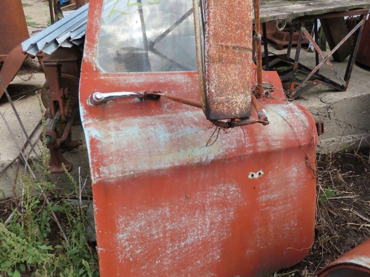 1958-chevrolet-pickup-pair-of-doors-image-3