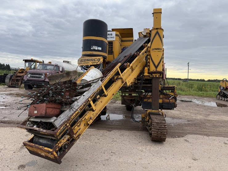 #1415-•-gomaco-gt3600-curb-machine-image-8